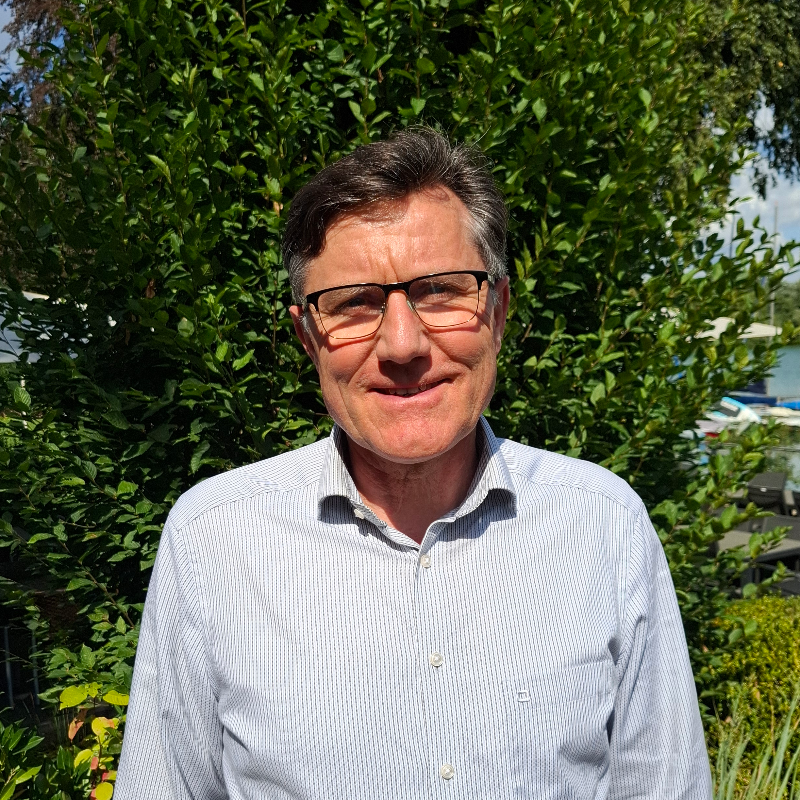  Karl-Heinz Holz